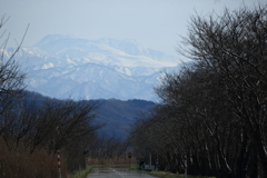 河北潟から見える白山