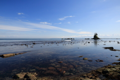 女岩