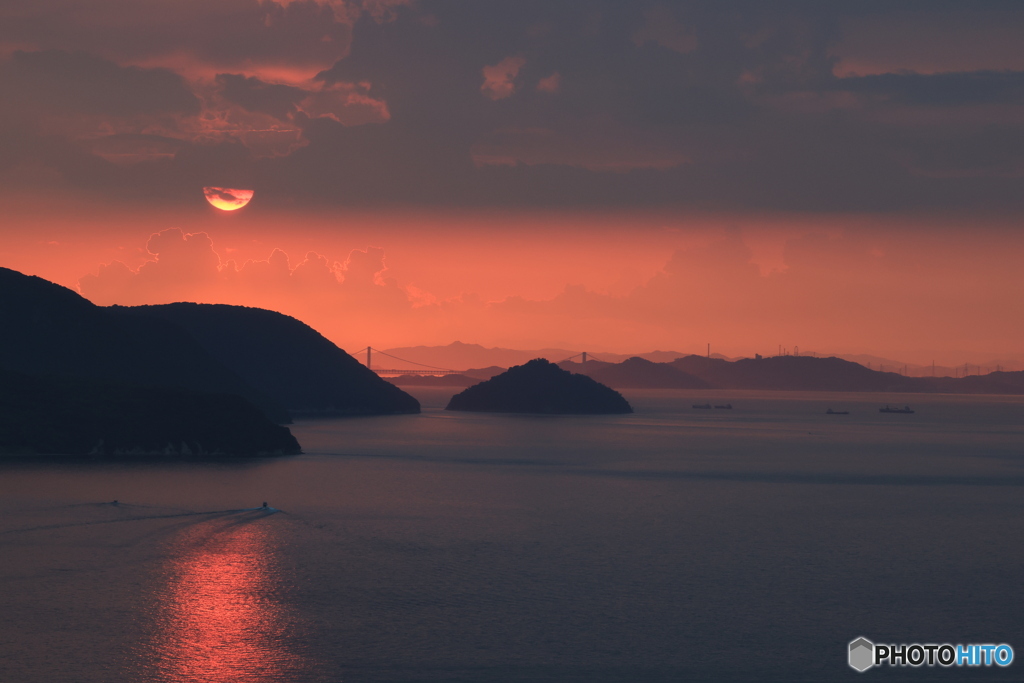瀬戸内の夕暮れ