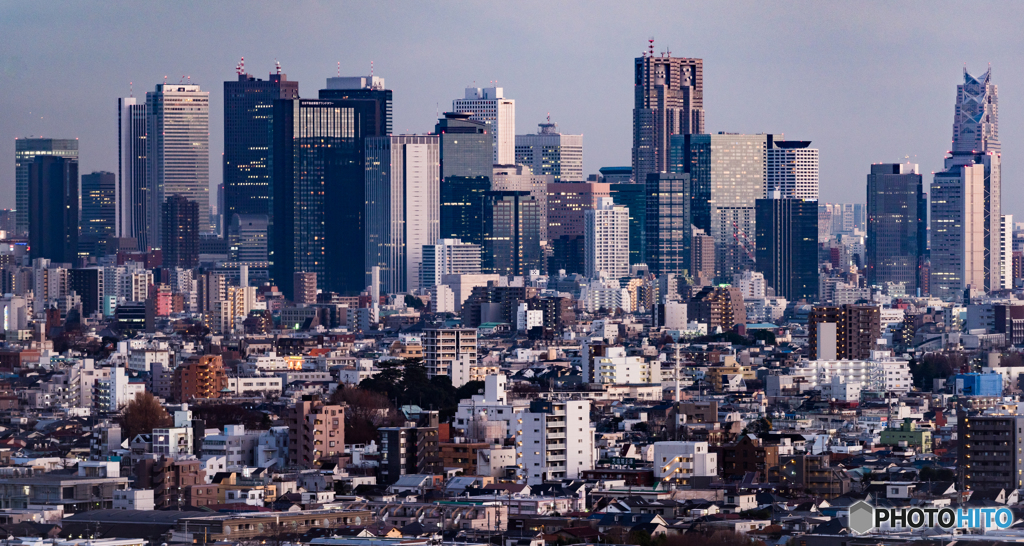 新宿副都心西壁