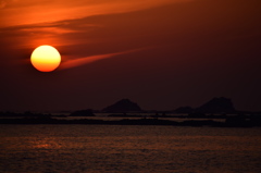 海に落ちる夕陽