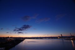 夜明け前