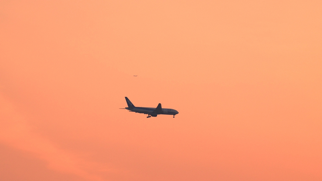 夕焼け飛行機