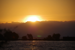 7月26日琵琶湖の夕日1