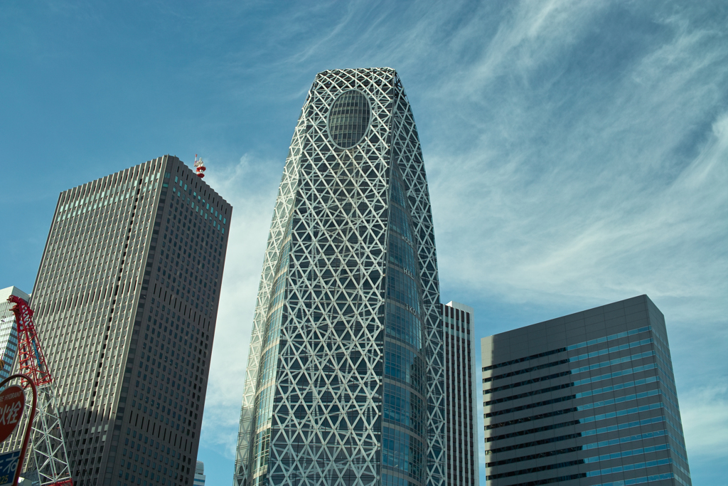 秋空の新宿３
