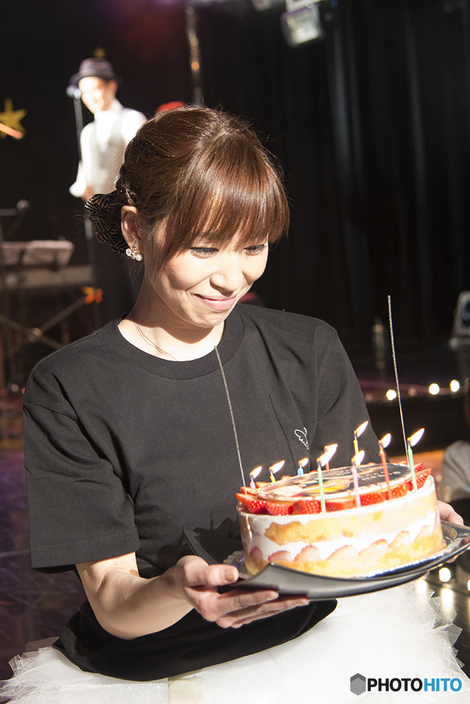 浅草ゆめまち劇場　歌姫　Star Ainoさん