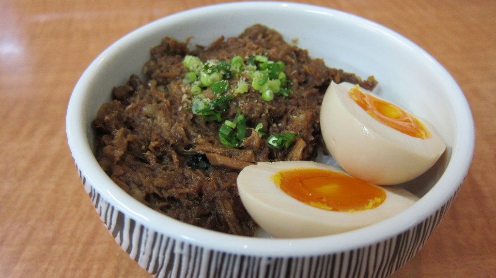 チャーシュー丼