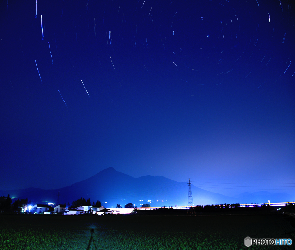 磐梯山と星空