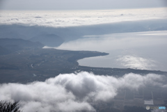 雲海と猪苗代湖