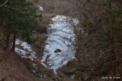 氷化した猿滑りの滝