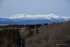 山はまだ冬