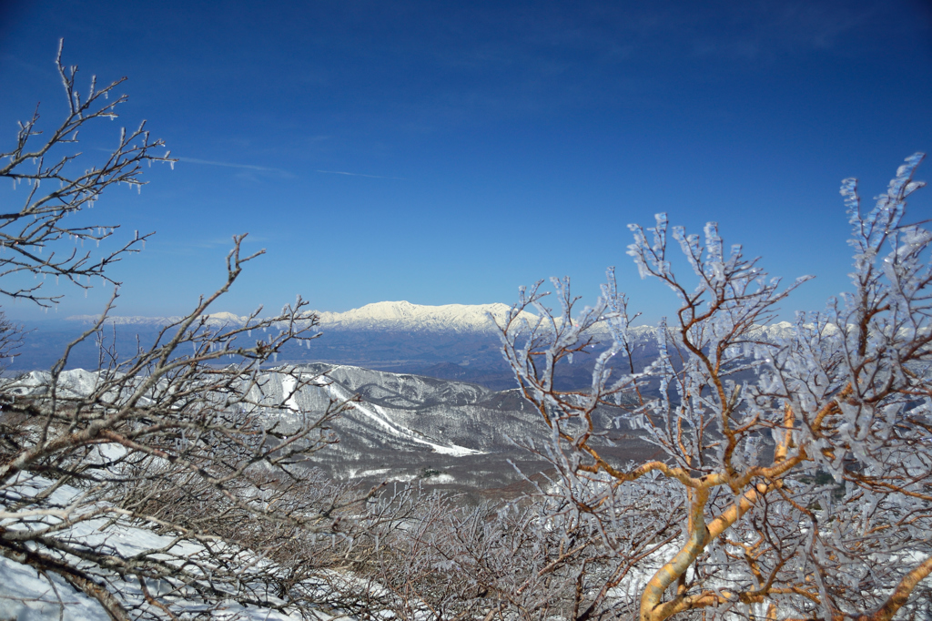 磐梯山4月