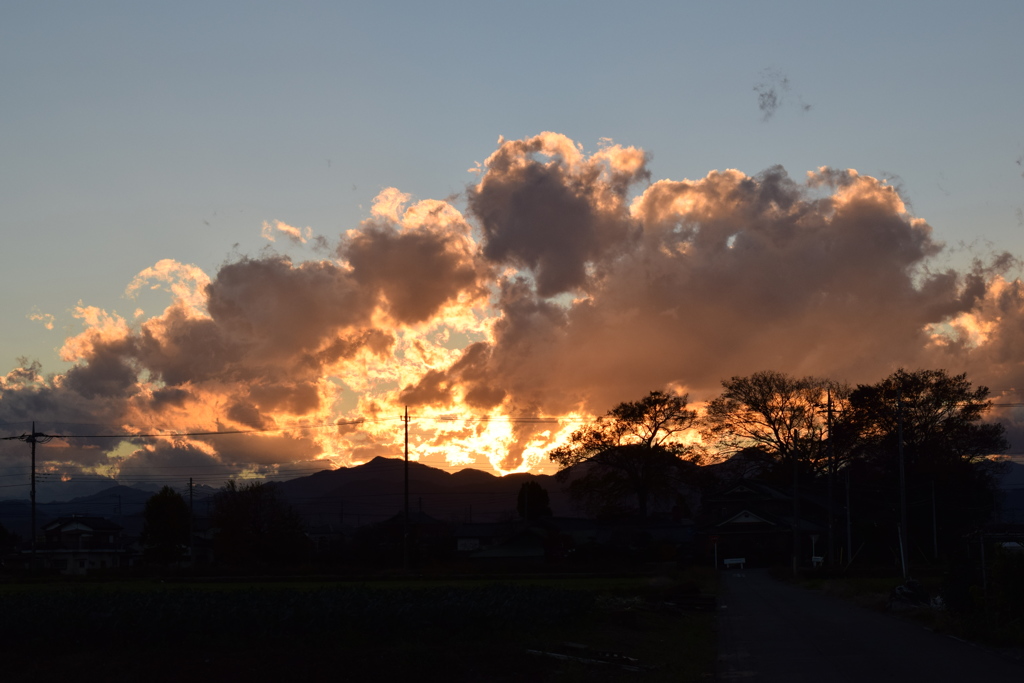 燃える雲