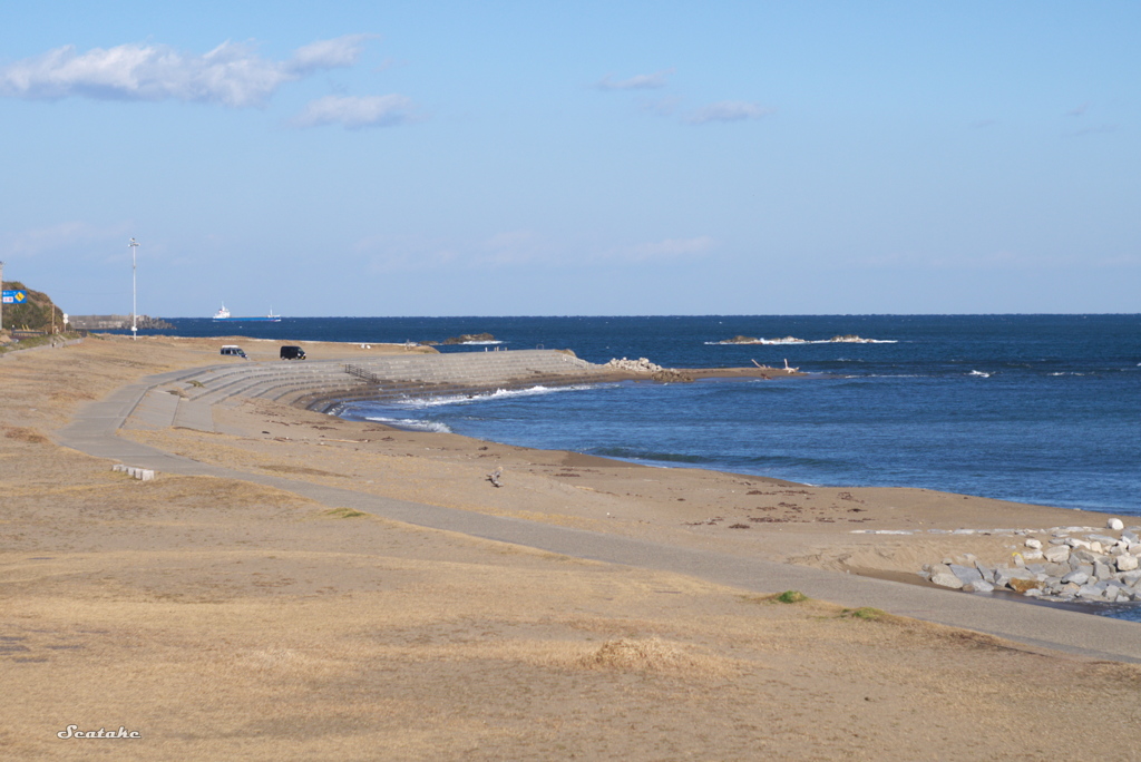 海は空より碧く