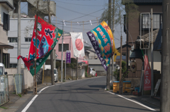 中央をゆっくりと通ってください