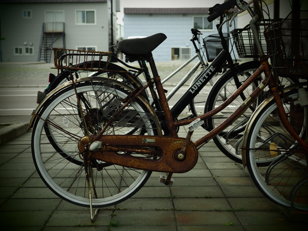 錆びた自転車