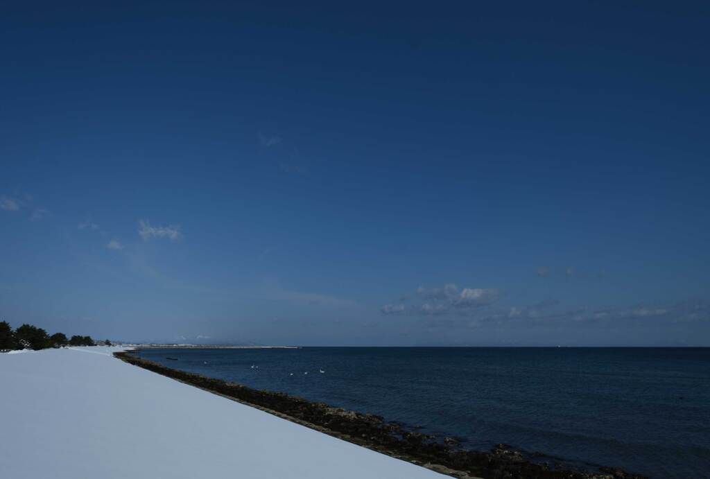 冬の碧空