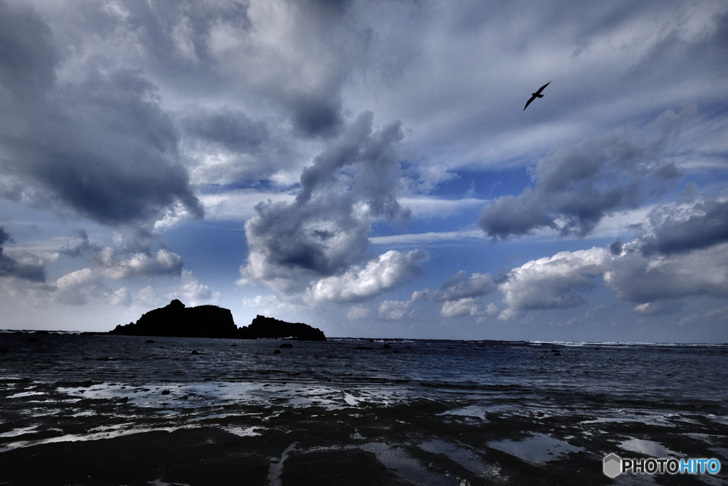 雲が早い