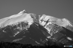岩塊山
