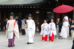 日本伝統の結婚式？