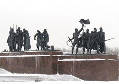 レニングラードの慰霊塔３