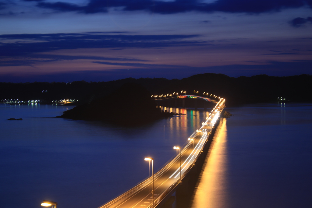 夜の角島