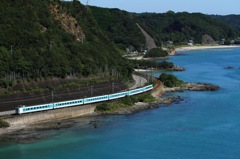 玉の浦を横目に