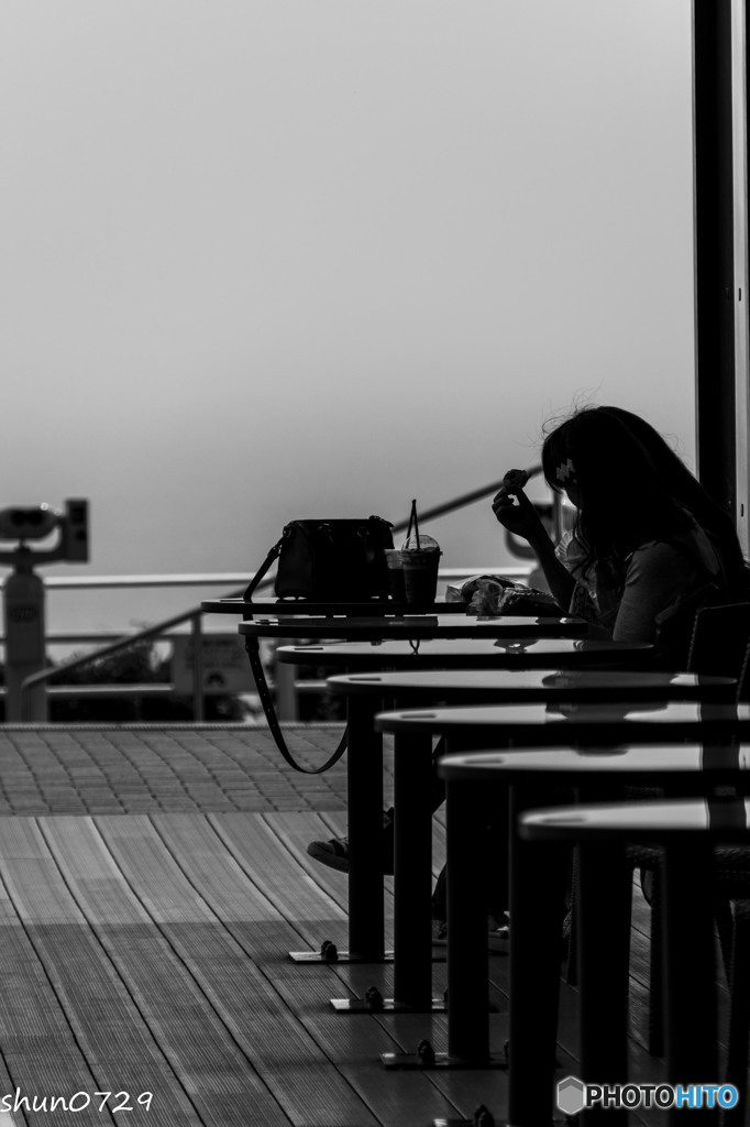 海辺のcafeにて