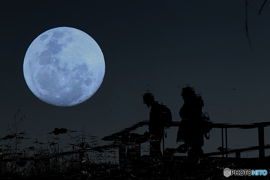 月夜の二人