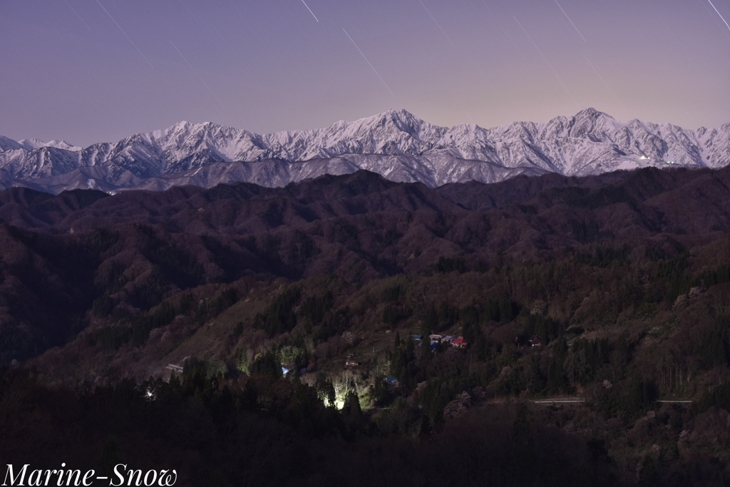 月明かりの白馬連峰