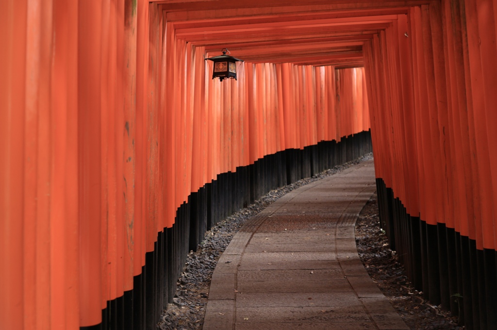 穏やかに