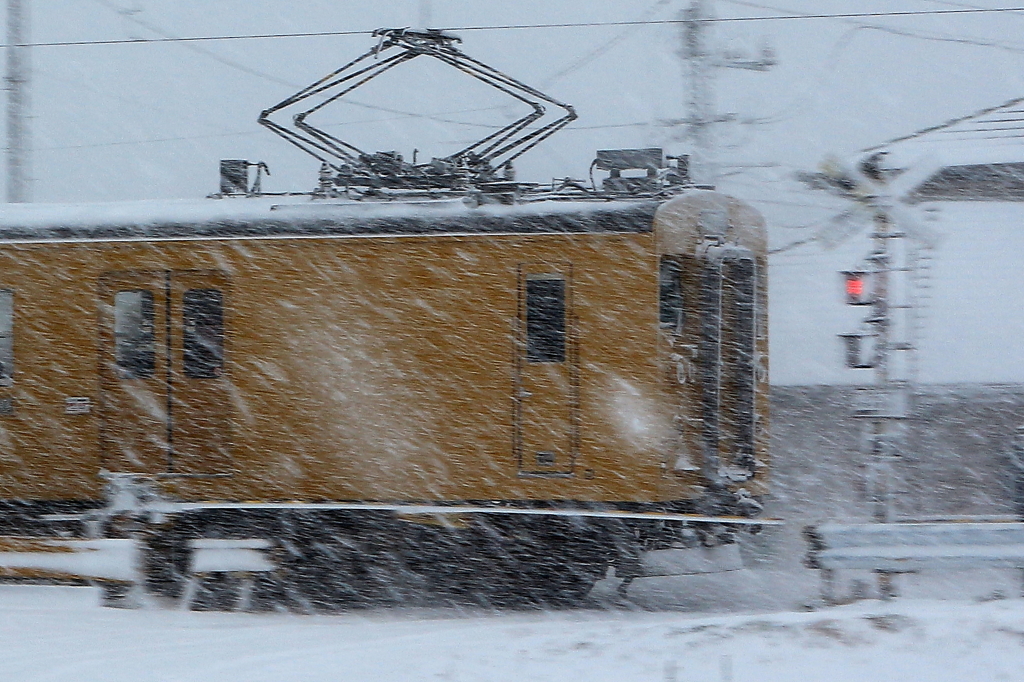 雪中の疾走！　123系(1)