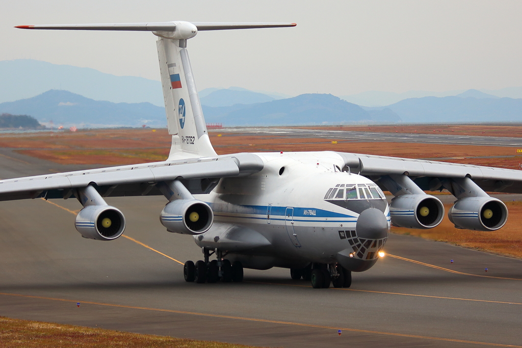 ロシア空軍　IL76