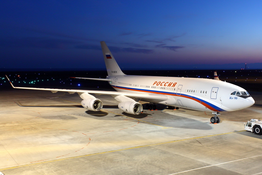 IL-96  Spot6