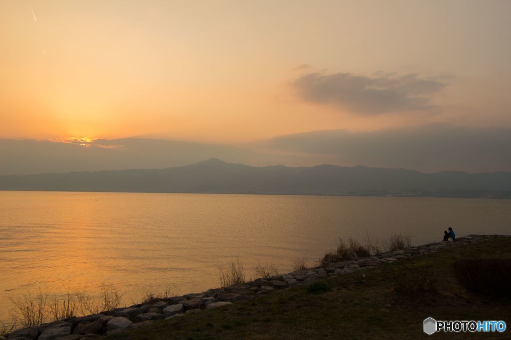 夕暮れ琵琶湖