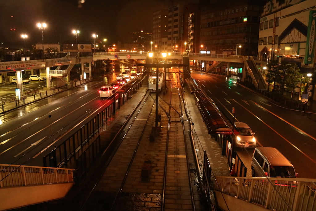雨上がりの夜に