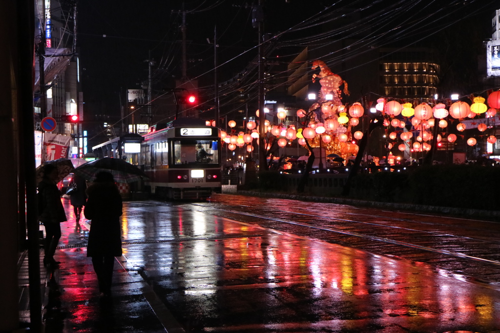 雨降る夜に