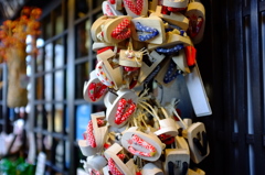 土産屋の小物吊り