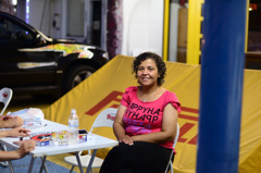 お茶中にお邪魔して