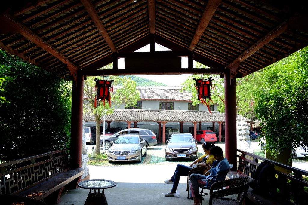 どこでもスマホに夢中