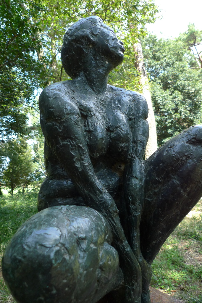 彫刻の小道ブロンズ像１