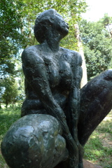 彫刻の小道ブロンズ像１