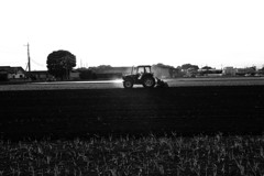 働くトラクター