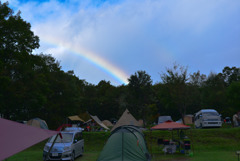 雨上がりの虹が出た。