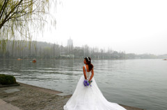 ウエデイグドレス２