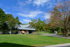 お風呂前の紅葉始まり風景