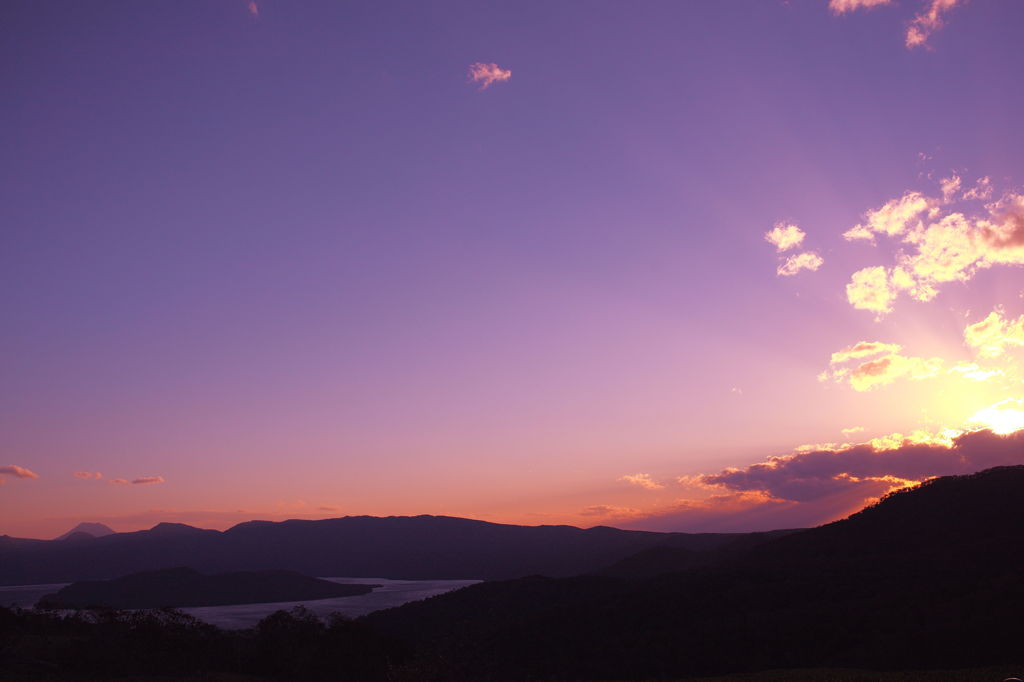 秋の夕日