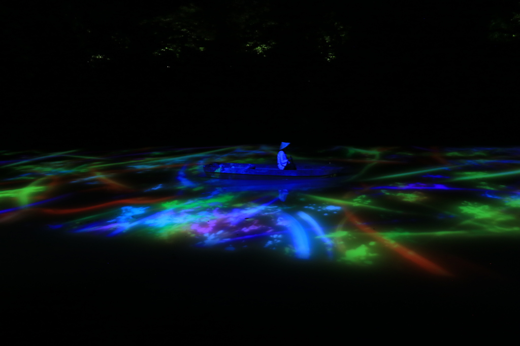 御船山のデジタルアート