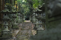 神の社