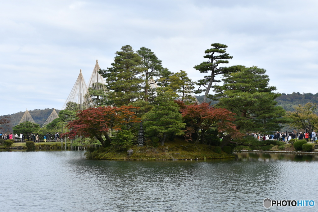  兼六園霞ケ池蓬莱島
